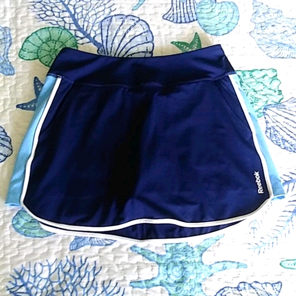 Reebok Skort. - Picture 6 of 6